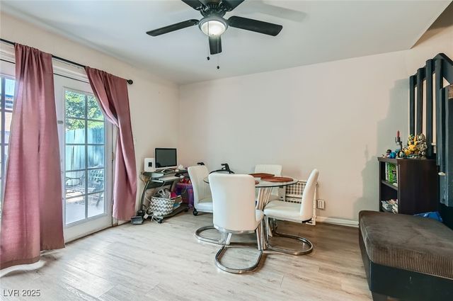 4259 Kona Coast Way, Las Vegas, NV 89121