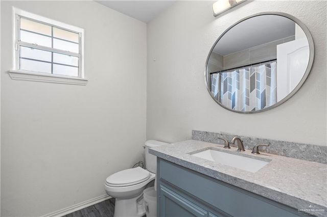 858 Quail Hollow Drive, Weslaco, TX 78596