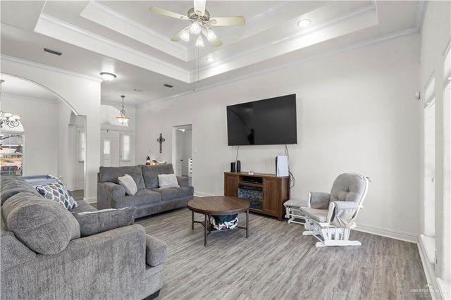 858 Quail Hollow Drive, Weslaco, TX 78596