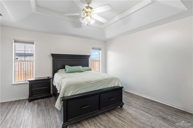 858 Quail Hollow Drive, Weslaco, TX 78596