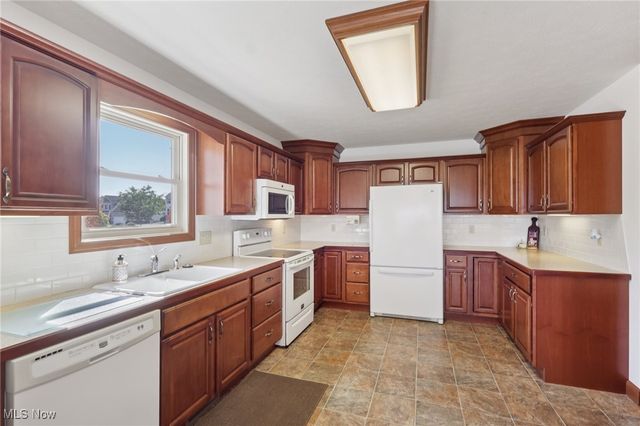 354 Edenmore Street, Wadsworth, OH 44281