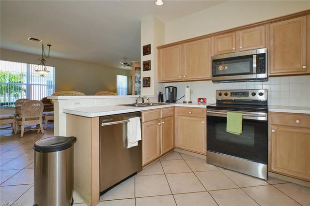 8790 Middlebrook DR, Fort Myers, FL 33908