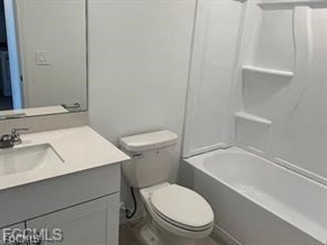 4220 Caterina CT, North Fort Myers, FL 33917