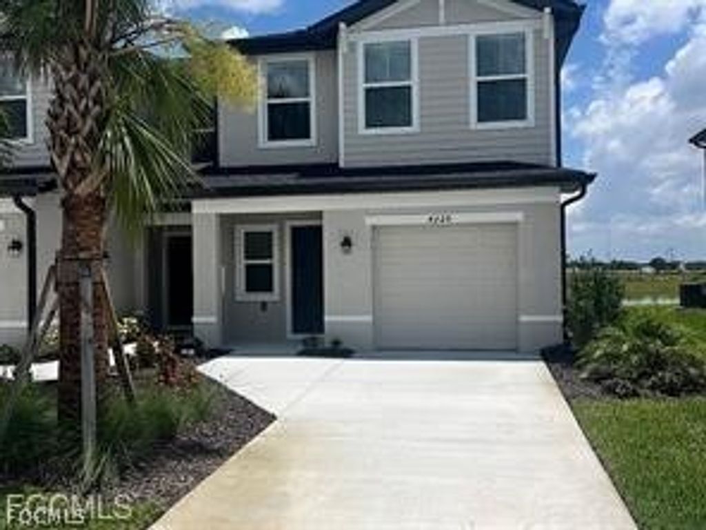 4220 Caterina CT, North Fort Myers, FL 33917