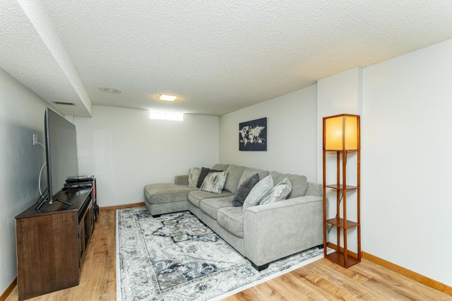 2408 16th Avenue NW, Rochester, MN 55901