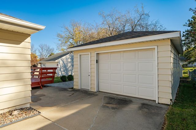 2408 16th Avenue NW, Rochester, MN 55901