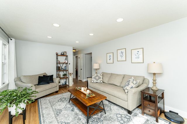 2408 16th Avenue NW, Rochester, MN 55901