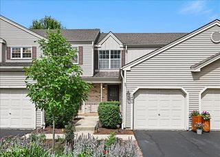 1440 Foxcroft Drive, Aurora, IL 60506