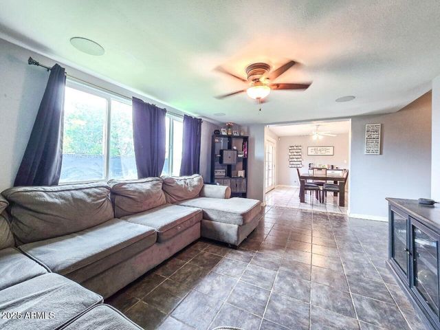 3701 W ECHO Lane, Phoenix, AZ 85051