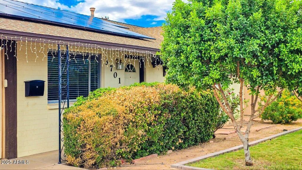 3701 W ECHO Lane, Phoenix, AZ 85051