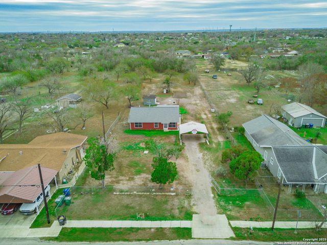 238 W Petaluma Blvd, San Antonio, TX 78221