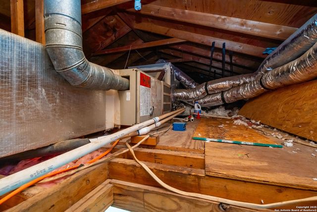 238 W Petaluma Blvd, San Antonio, TX 78221