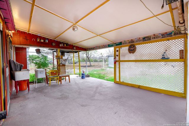 238 W Petaluma Blvd, San Antonio, TX 78221