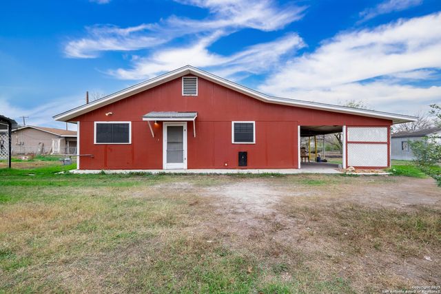 238 W Petaluma Blvd, San Antonio, TX 78221