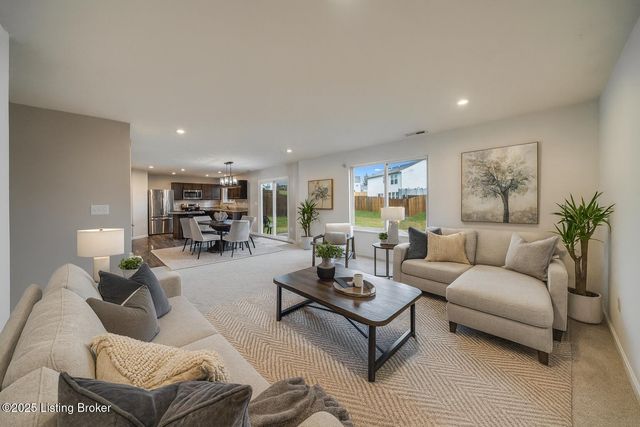 123 Eagles Crest Ct, Mt Washington, KY 40047