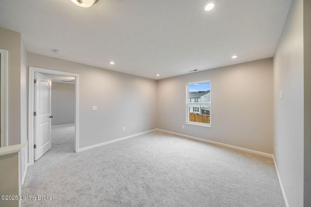 123 Eagles Crest Ct, Mt Washington, KY 40047