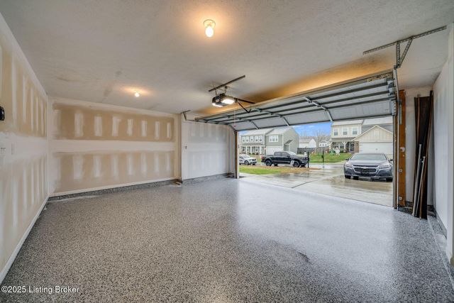 123 Eagles Crest Ct, Mt Washington, KY 40047