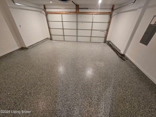 123 Eagles Crest Ct, Mt Washington, KY 40047