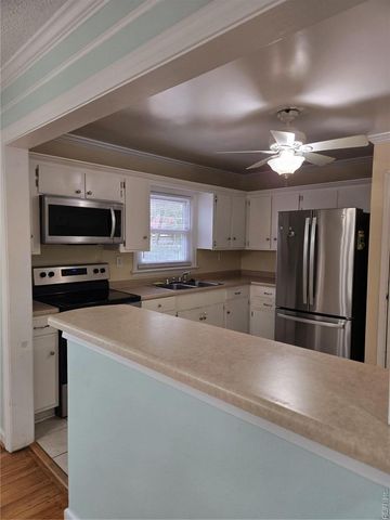 1831 Branchwood ST, Norfolk, VA 23518