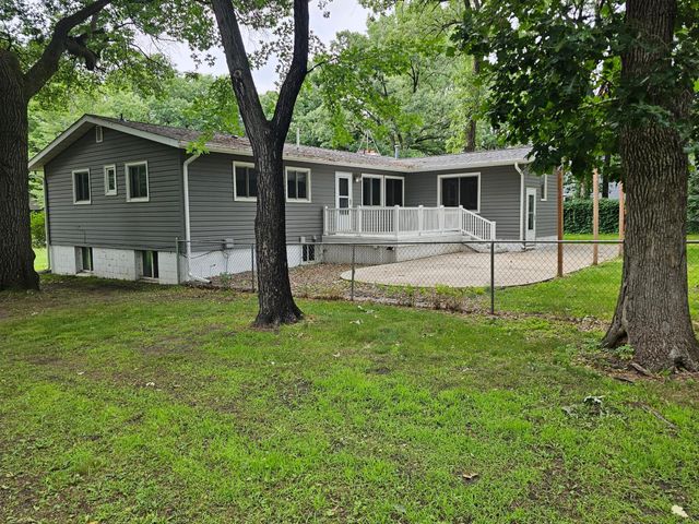 212 8th Avenue N, Sartell, MN 56377