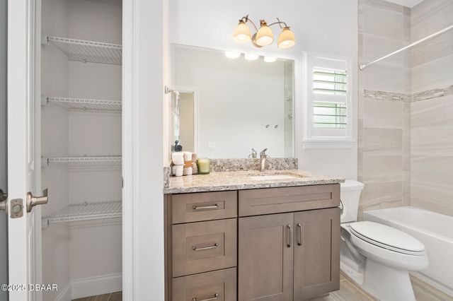 3322 Modena Way, New Smyrna Beach, FL 32168