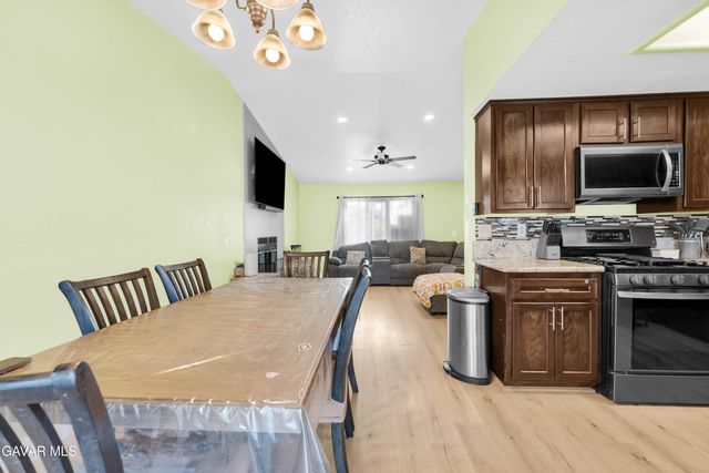 10004 E Avenue R 14, Littlerock, CA 93543