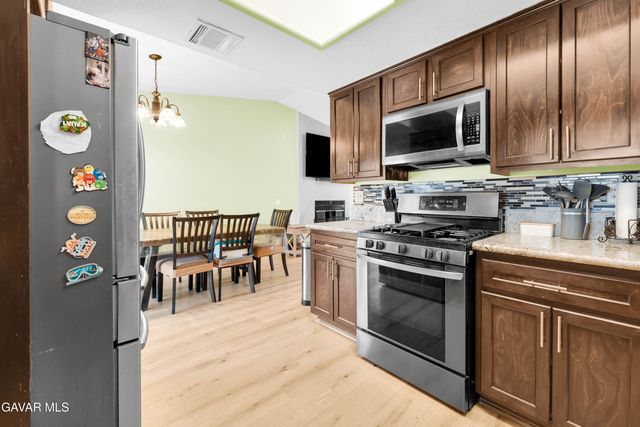 10004 E Avenue R 14, Littlerock, CA 93543