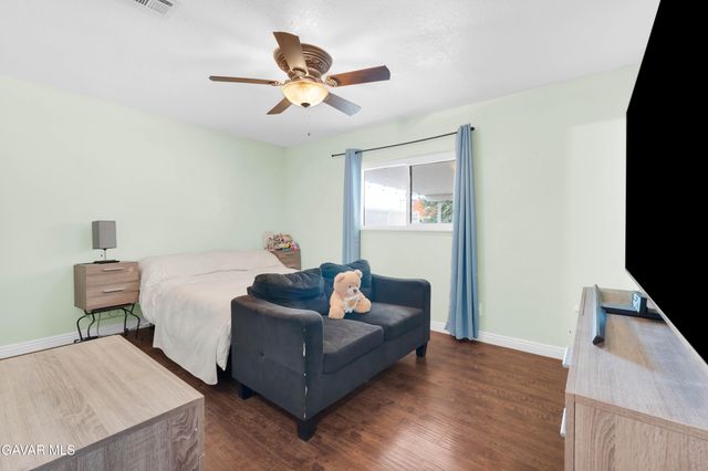 10004 E Avenue R 14, Littlerock, CA 93543