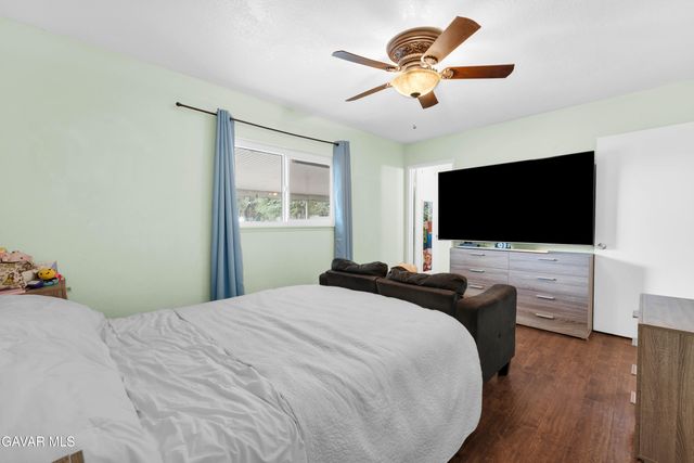10004 E Avenue R 14, Littlerock, CA 93543