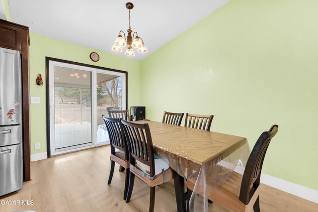 10004 E Avenue R 14, Littlerock, CA 93543