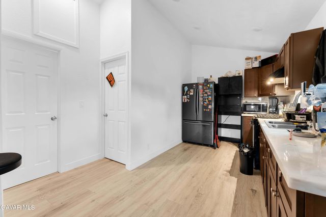 10004 E Avenue R 14, Littlerock, CA 93543