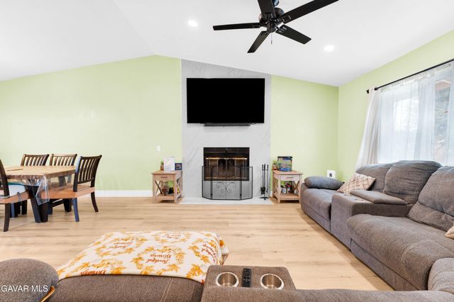 10004 E Avenue R 14, Littlerock, CA 93543