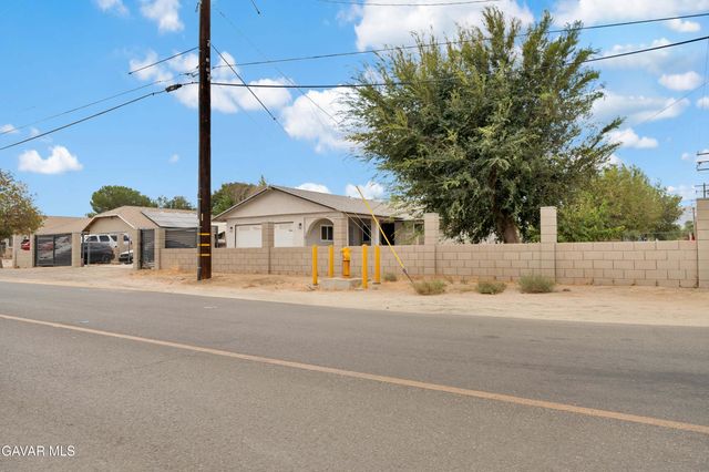 10004 E Avenue R 14, Littlerock, CA 93543