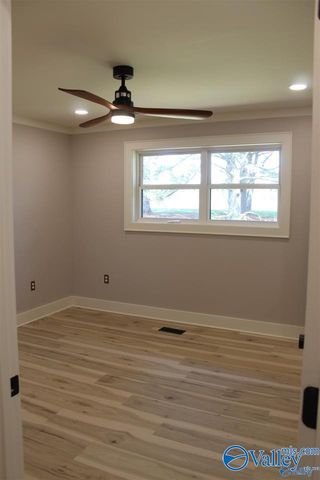 747 W Harrelson Circle, Crossville, AL 35962