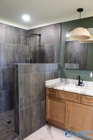 747 W Harrelson Circle, Crossville, AL 35962