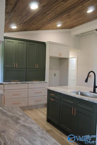 747 W Harrelson Circle, Crossville, AL 35962