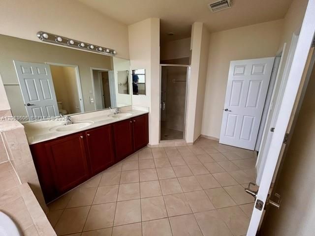 14435 SW 16th Street, Miami, FL 33175