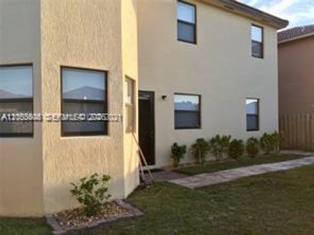 14435 SW 16th Street, Miami, FL 33175