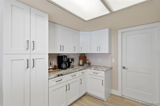 11271 W Coral Court, Crystal River, FL 34429