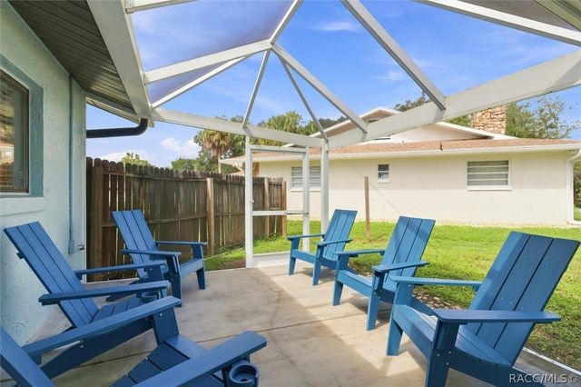 11271 W Coral Court, Crystal River, FL 34429