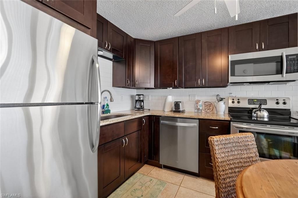 7330 Estero BLVD 702, FORT MYERS BEACH, FL 33931 — photo 2
