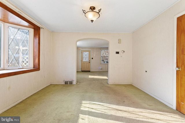 544 FAIRWAY TER, Philadelphia, PA 19128