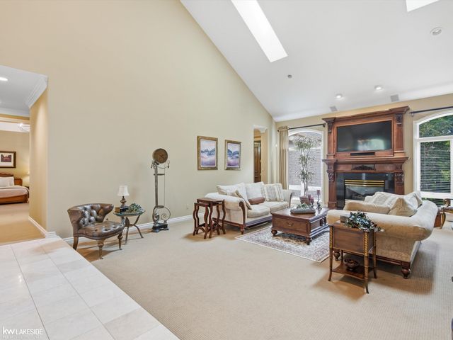 8804 Tournament Drive, Washington Twp, MI 48094