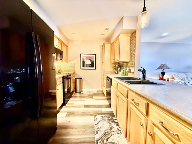 1919 Greyson Drive, Auburn, IN 46706