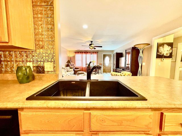 1919 Greyson Drive, Auburn, IN 46706