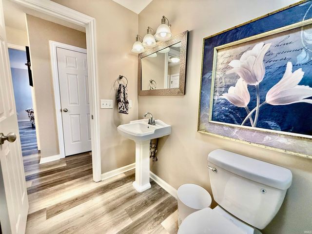 1919 Greyson Drive, Auburn, IN 46706