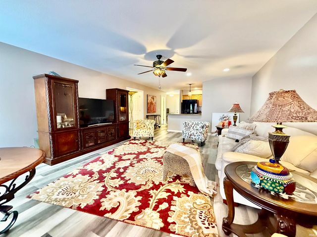 1919 Greyson Drive, Auburn, IN 46706