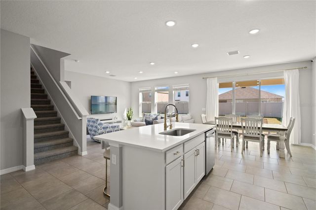 6199 WANDERING WILLOW DRIVE, Wesley Chapel, FL 33545