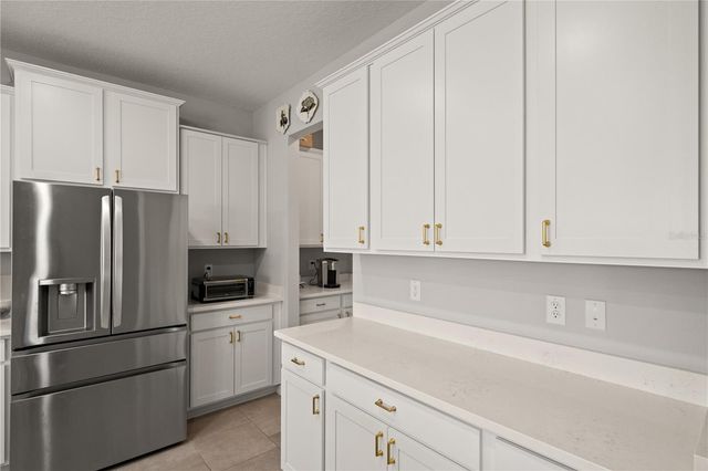 6199 WANDERING WILLOW DRIVE, Wesley Chapel, FL 33545