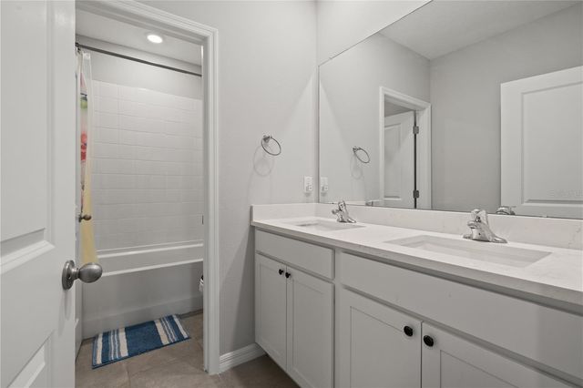 6199 WANDERING WILLOW DRIVE, Wesley Chapel, FL 33545